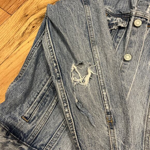 Lucky Brand Jean Jacket Tomboy Trucker Button Front Distressed Women Size Large - Picture 8 of 13